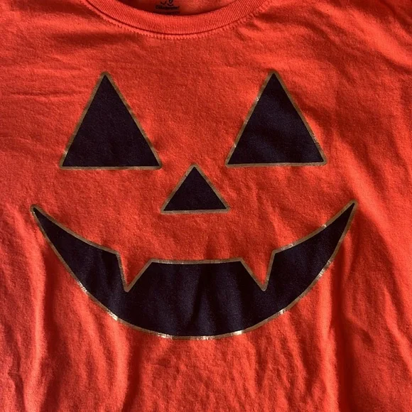 🎃 Women's Halloween Jack-O-Lantern Graphic Tee, Fall Short Sleeve T Shirt 🎃 - Picture 4 of 4